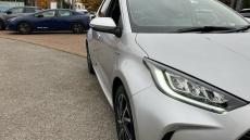 Toyota Yaris 1.5 Hybrid Design 5dr CVT Hybrid Hatchback